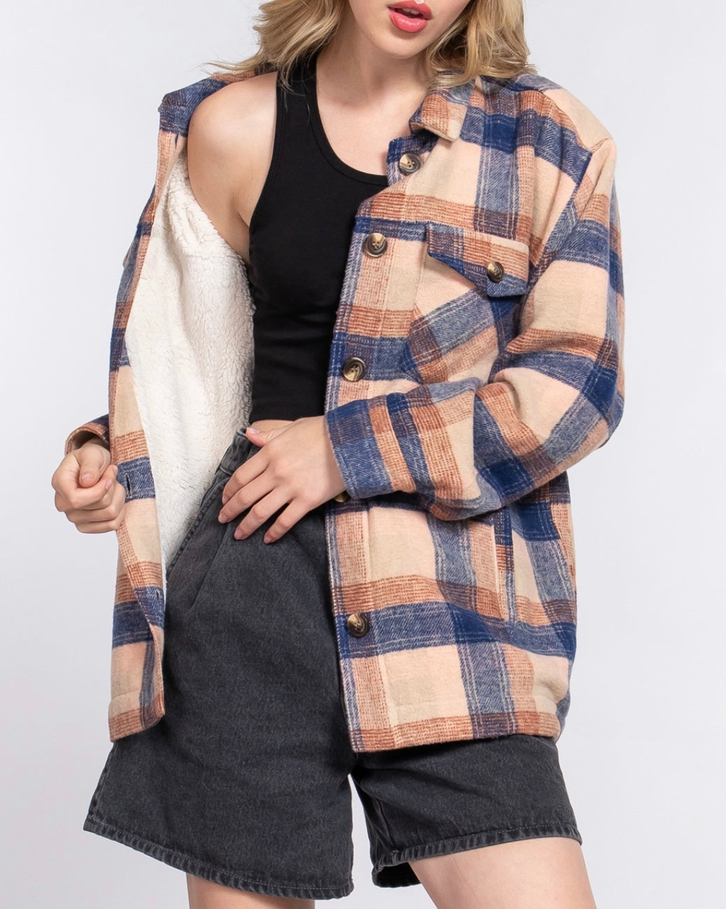 Sherpa plaid jacket (size up)