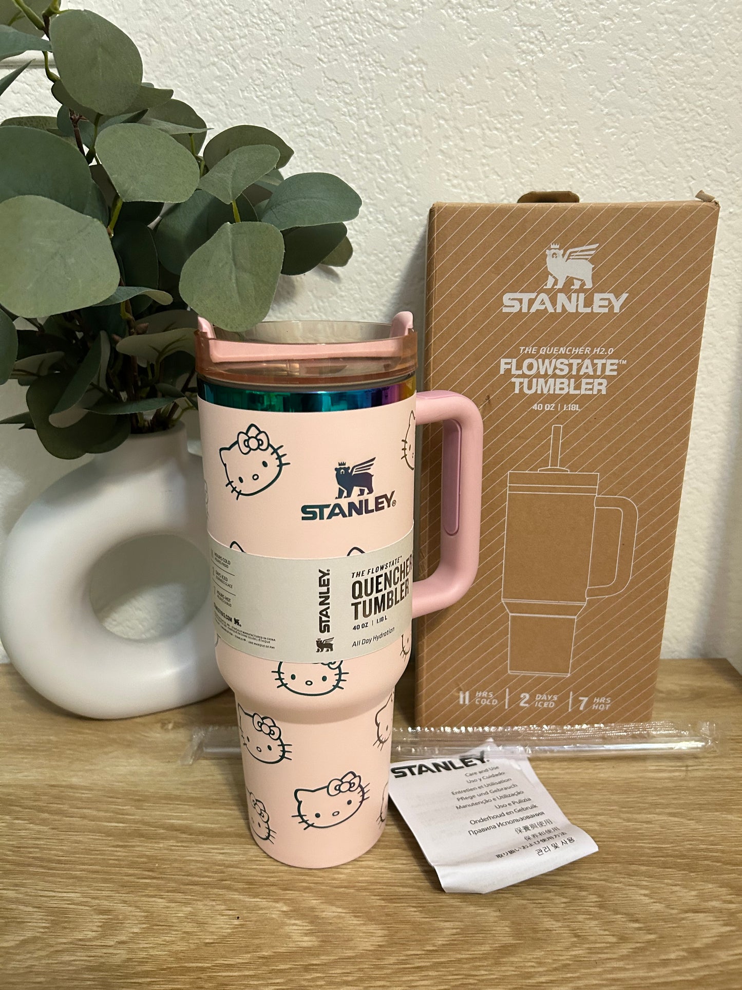 Hello kitty cup 40oz