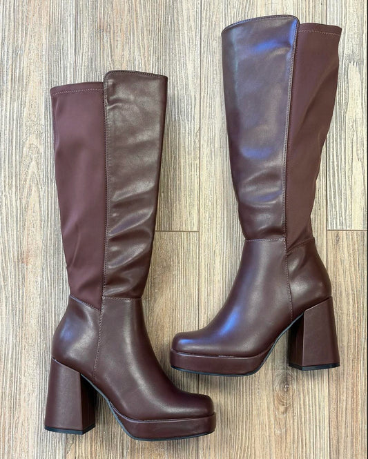 Wide calf High knee stretchy boot