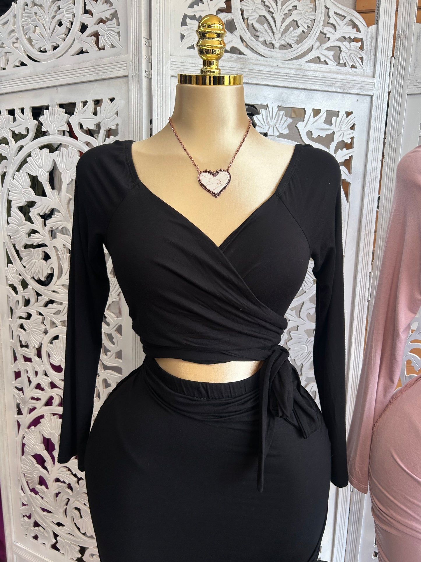 Bow tie long sleeve dress
