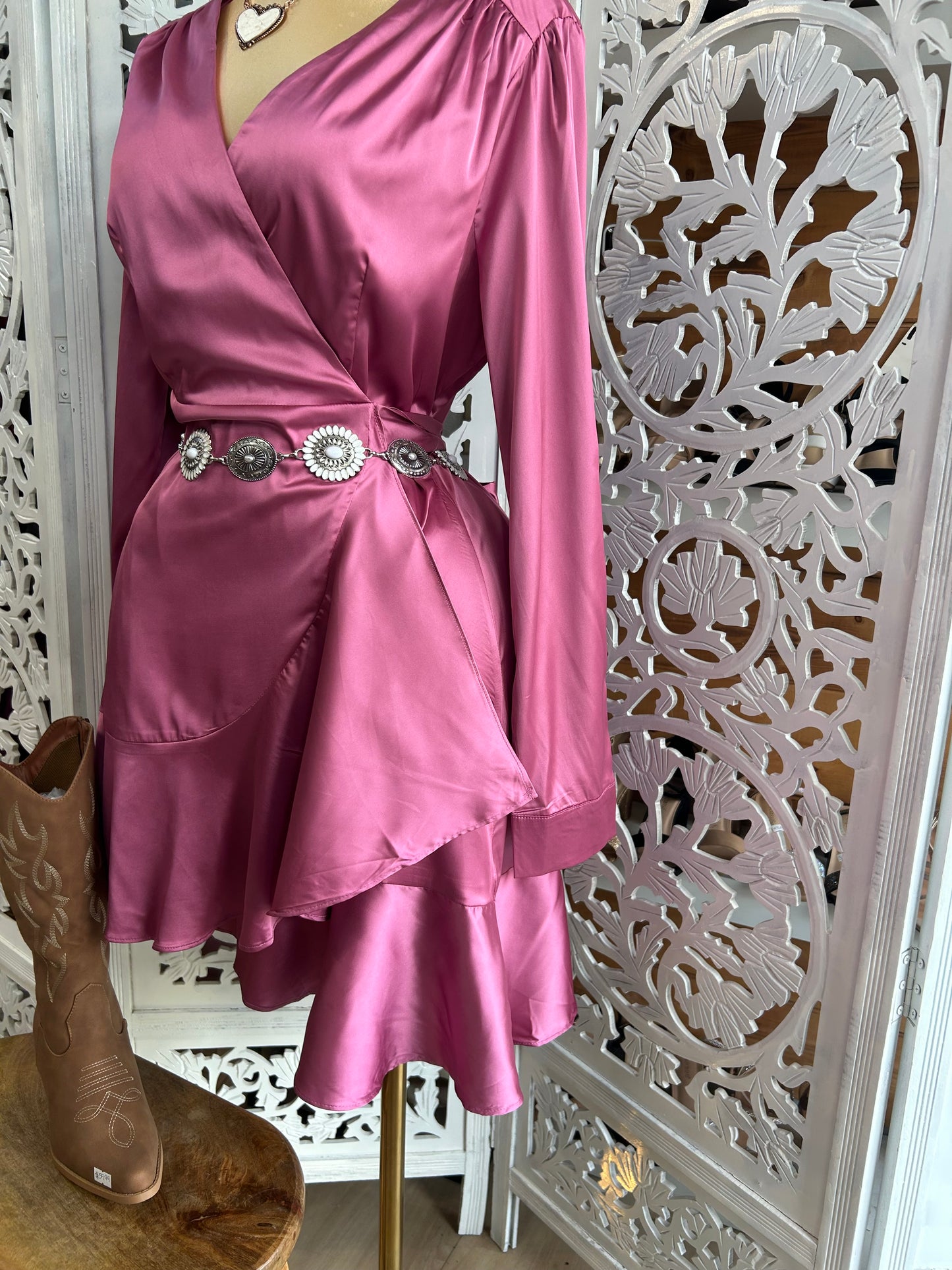 Side tie satin dress (size up)