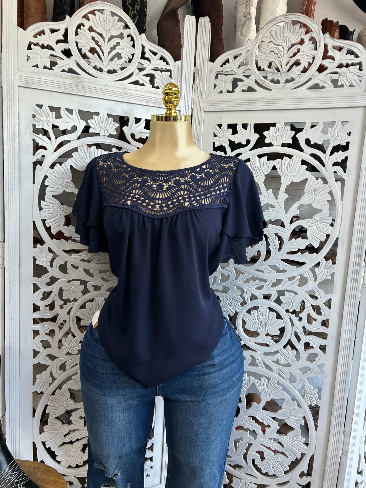 Amelia top