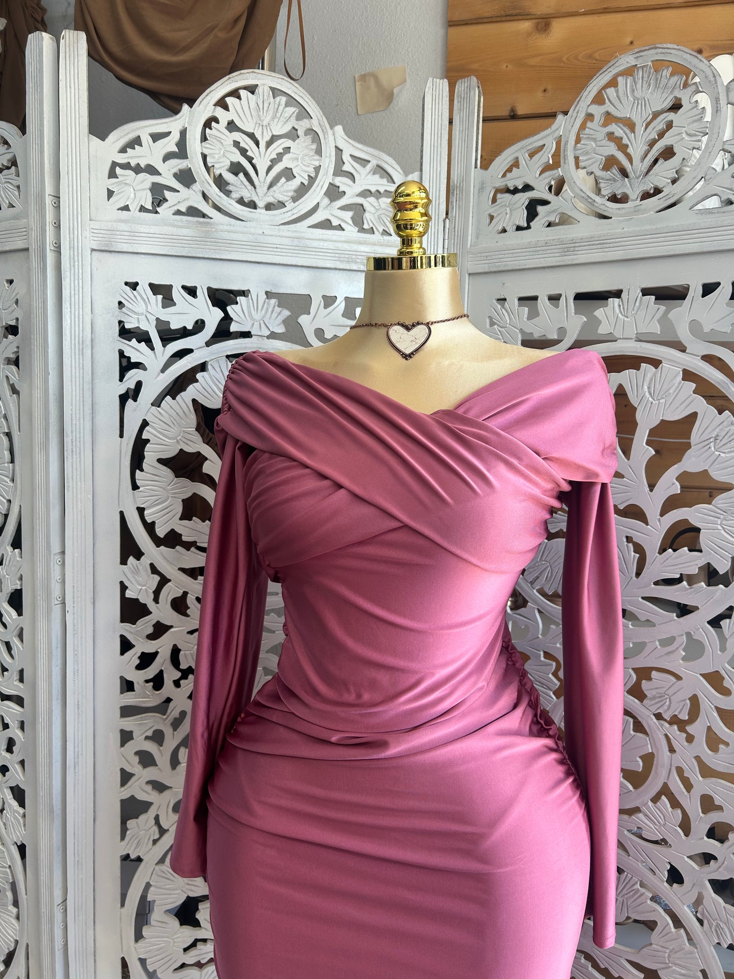 Cross over shiny long sleeve dress SIZE UP