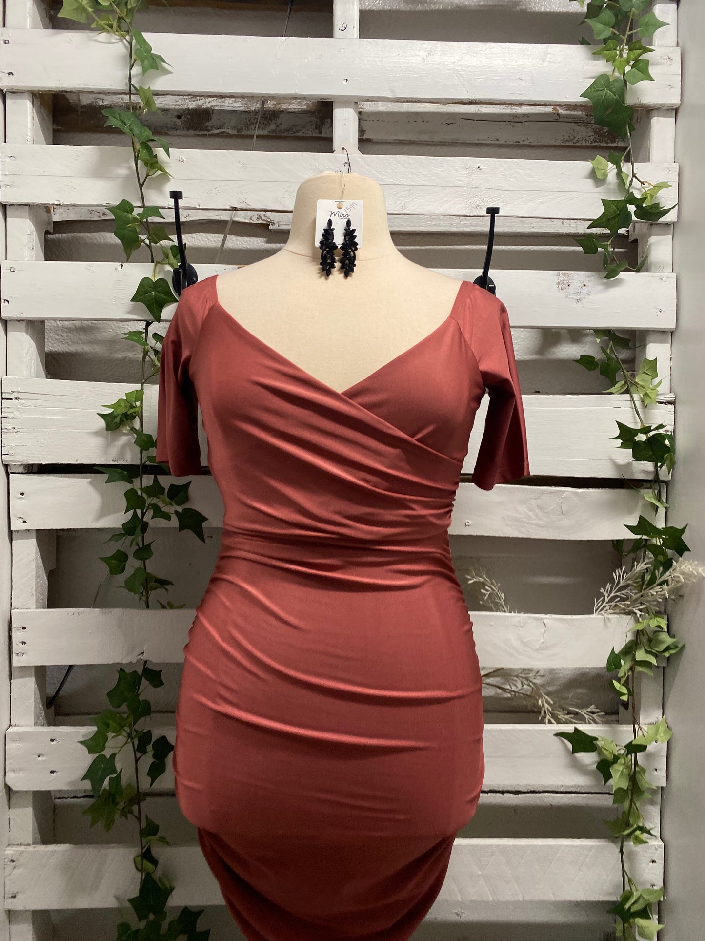 Short sleeve dress (size up)