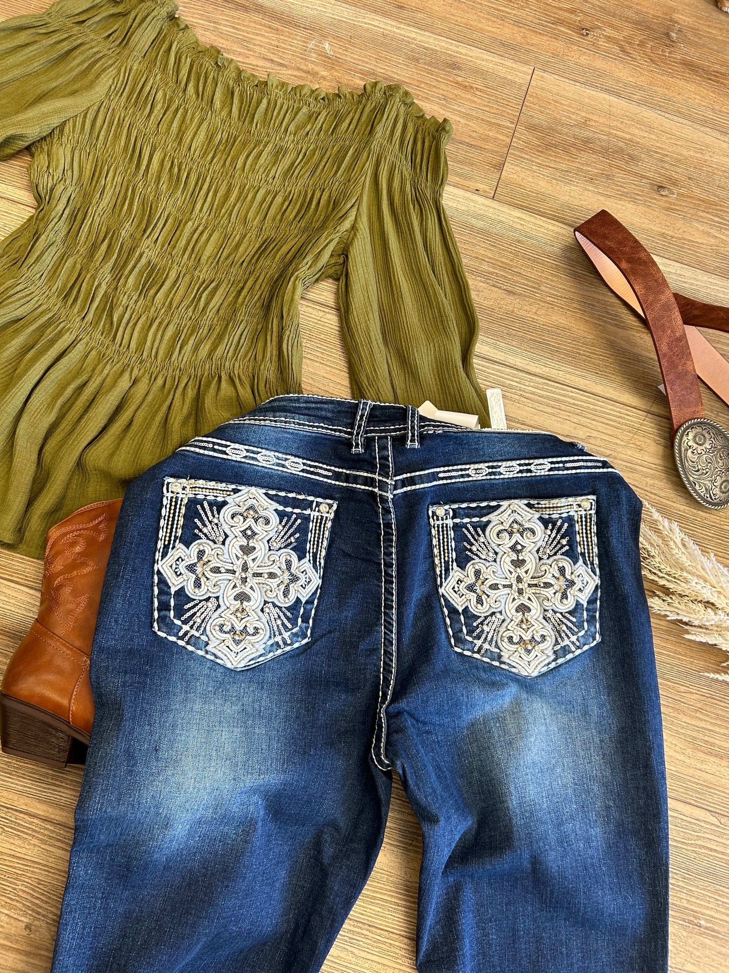 Highrise cross bling bootcut jeans