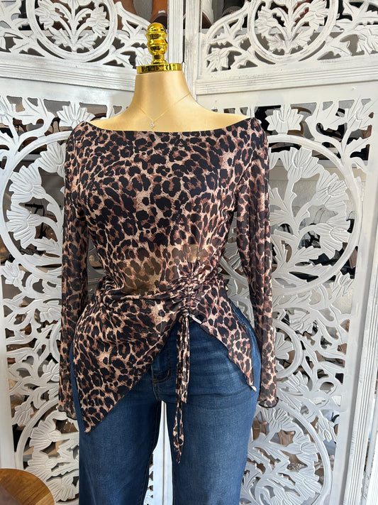 Leopard top