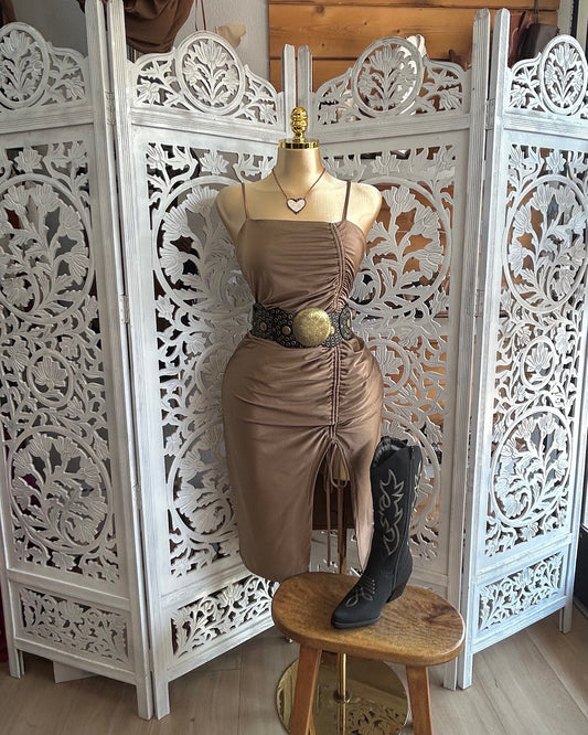 Scrunched long dress with slit