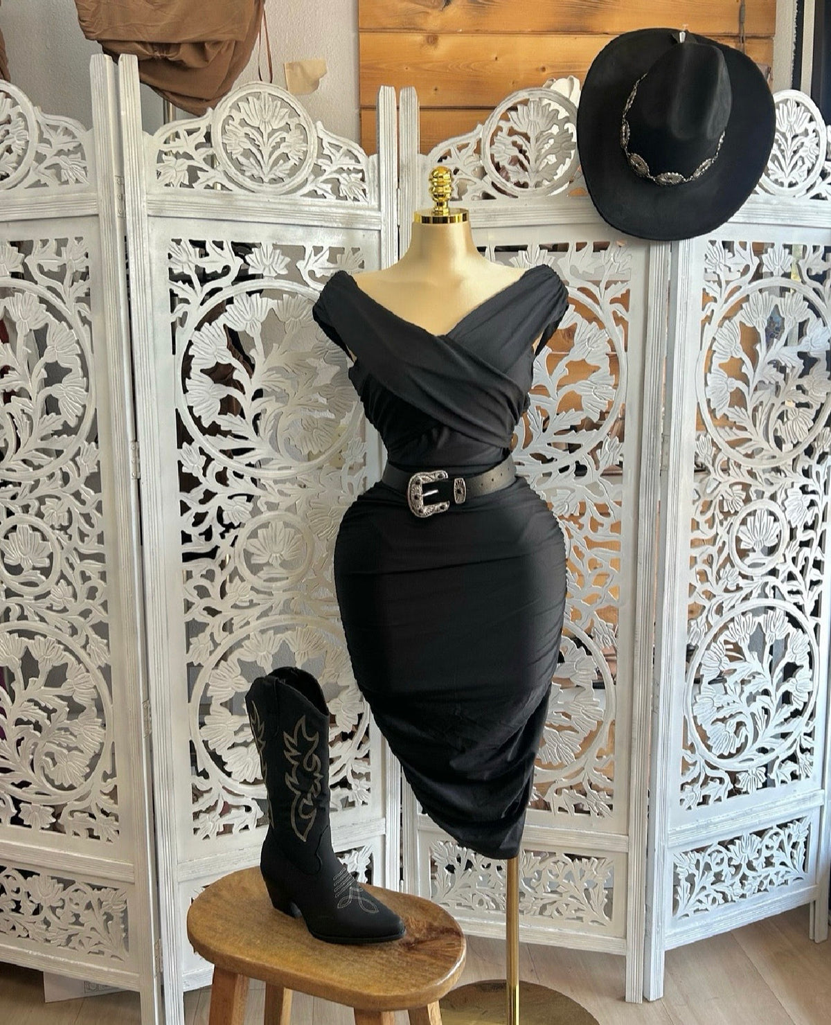 Curvy size off the shoulder cross over shiny dress