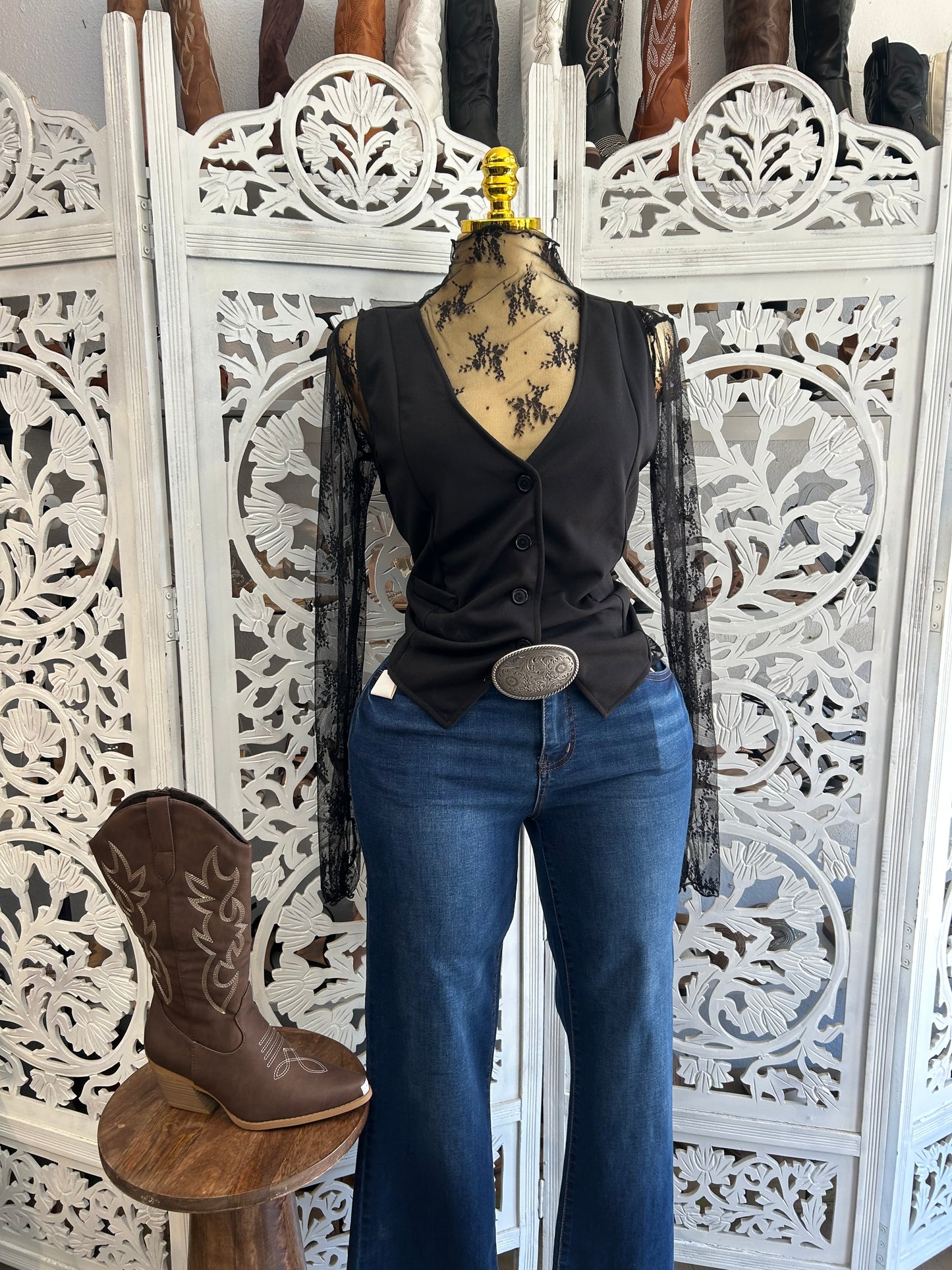 Button up vest only (check description)