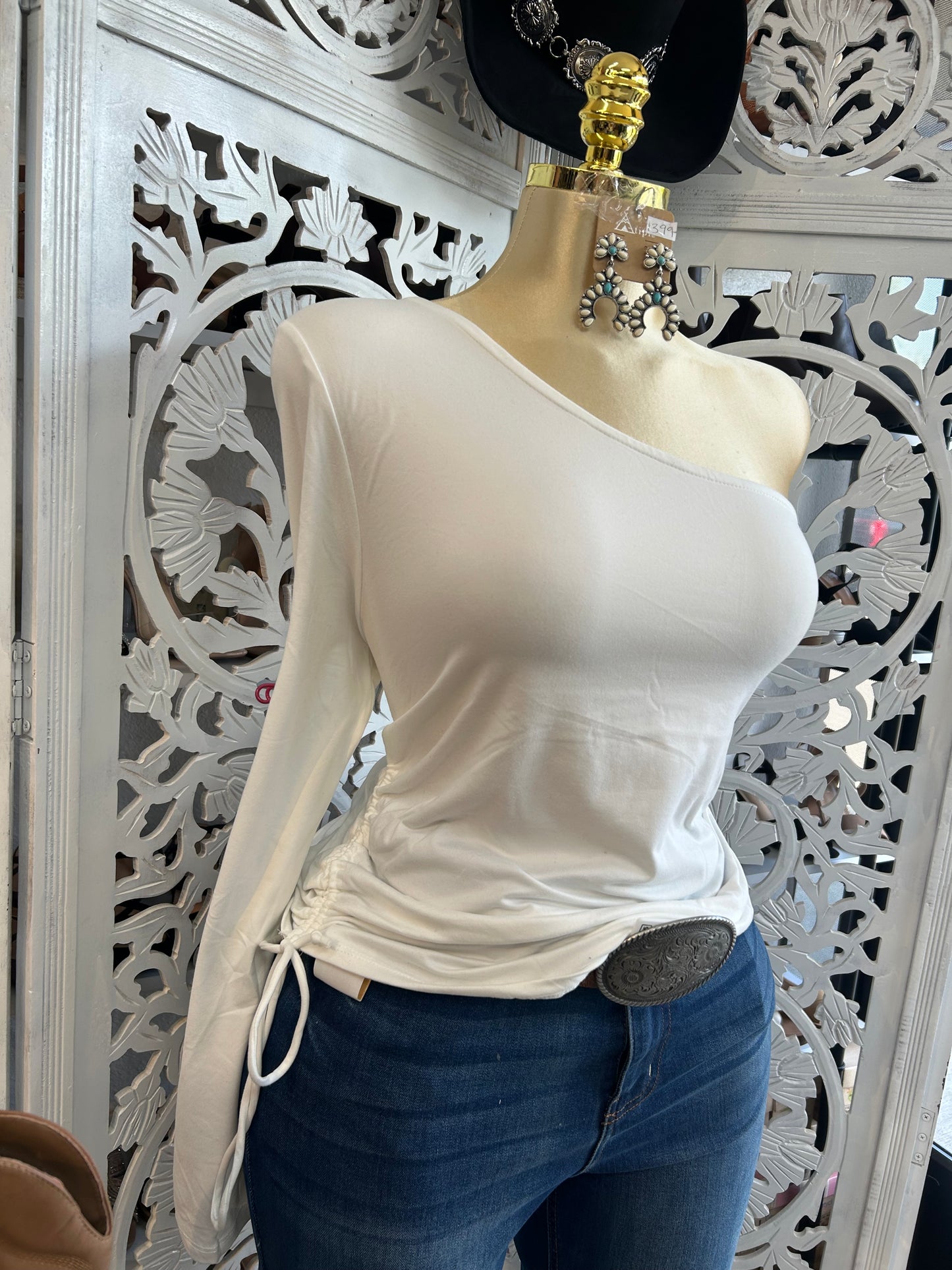 One sleeve shirt