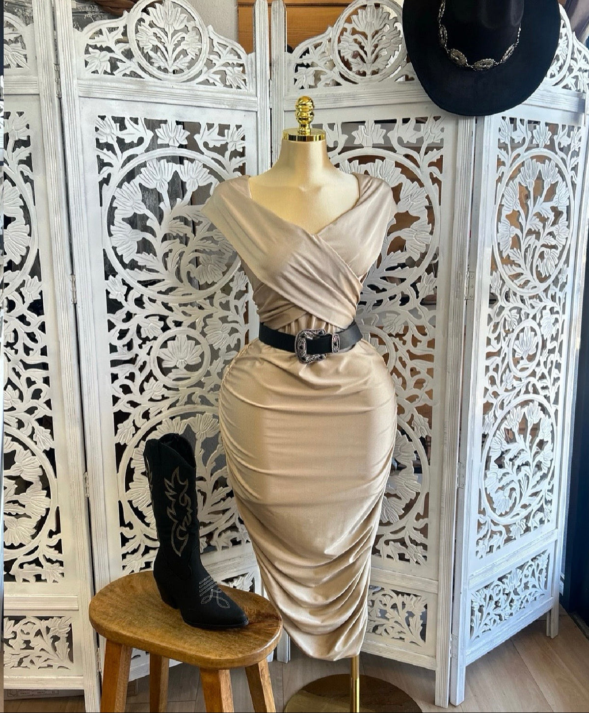 Curvy size off the shoulder cross over shiny dress