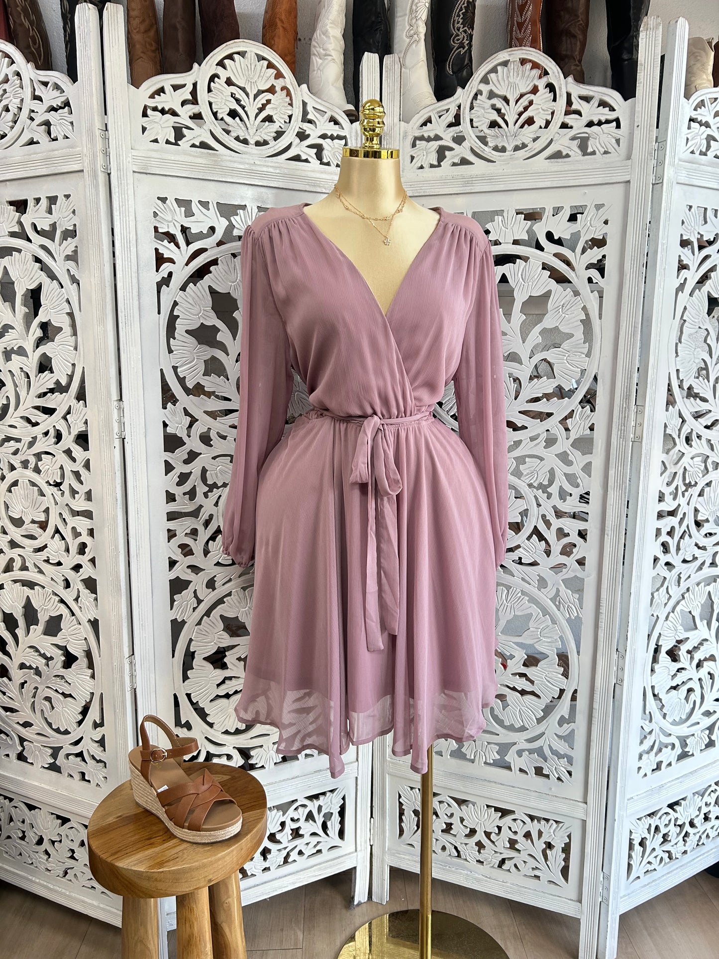 flowy light purple sleeve dress