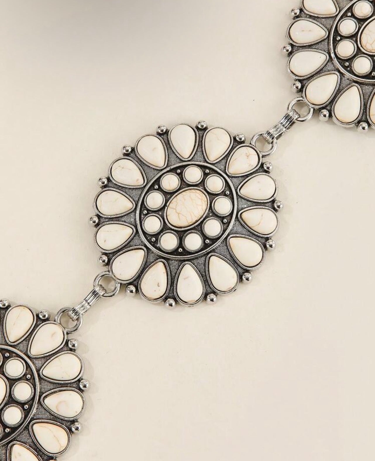 Western chain belt