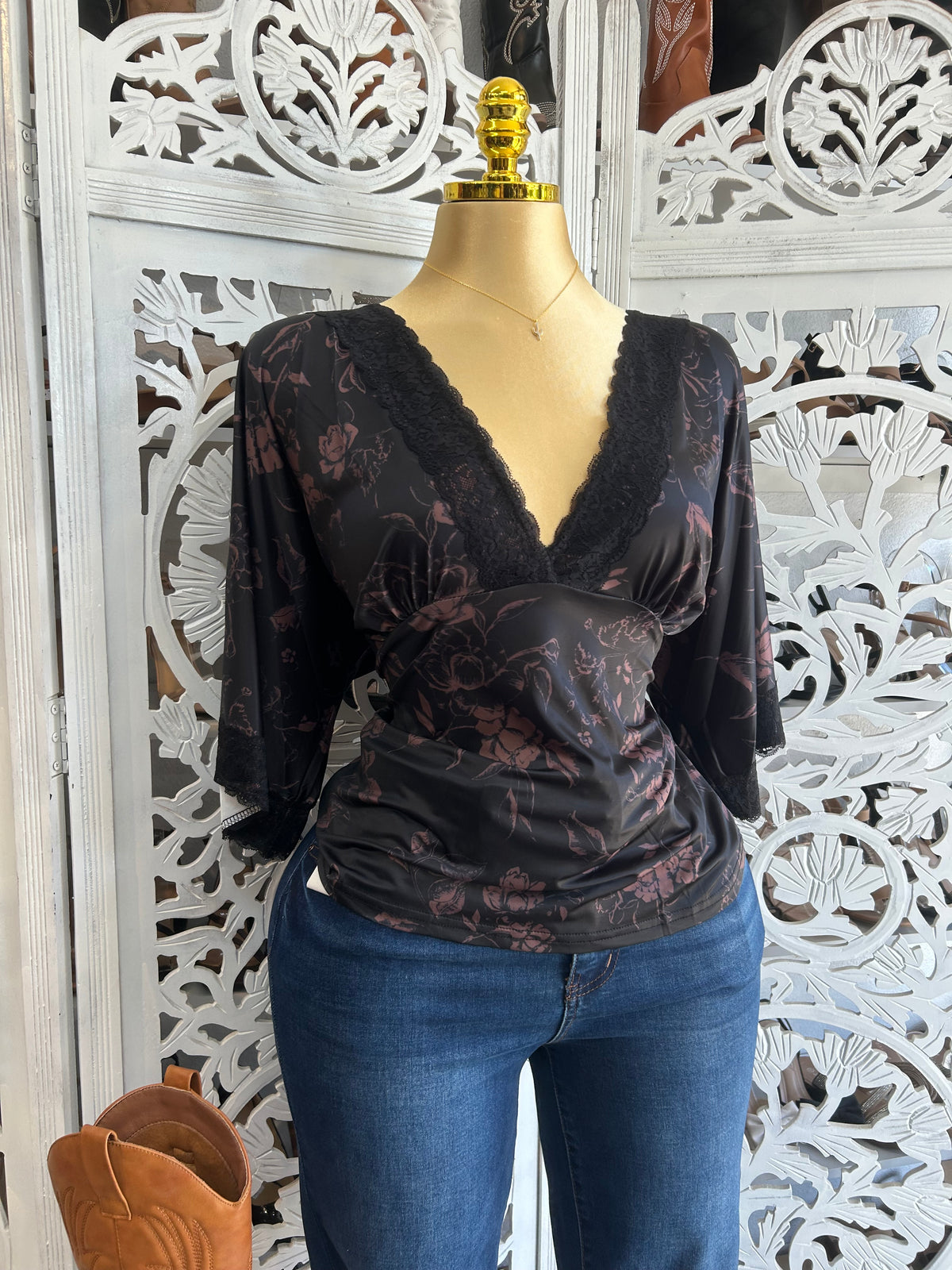 Floral jasmine top