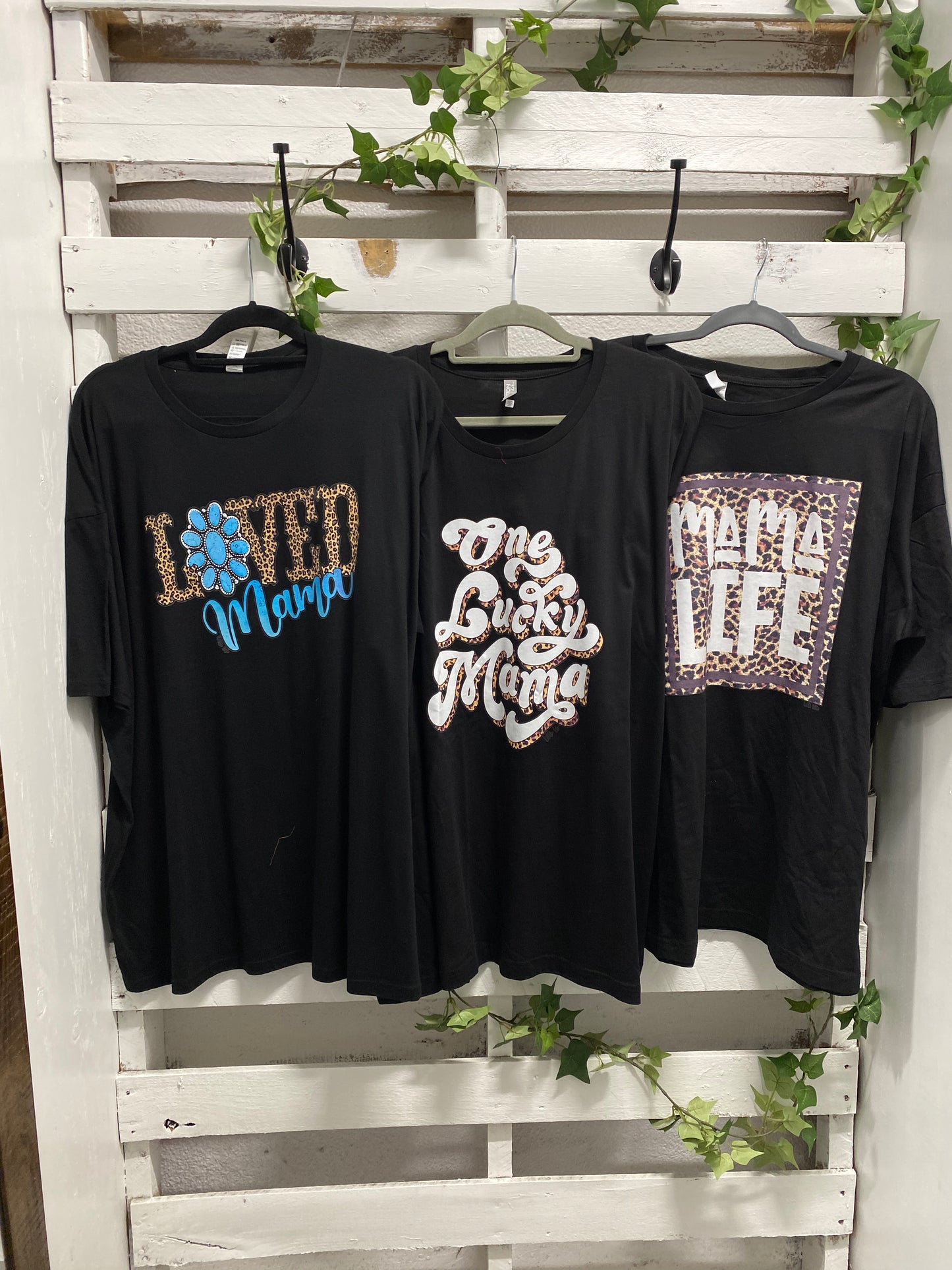 Mom Graphic tees