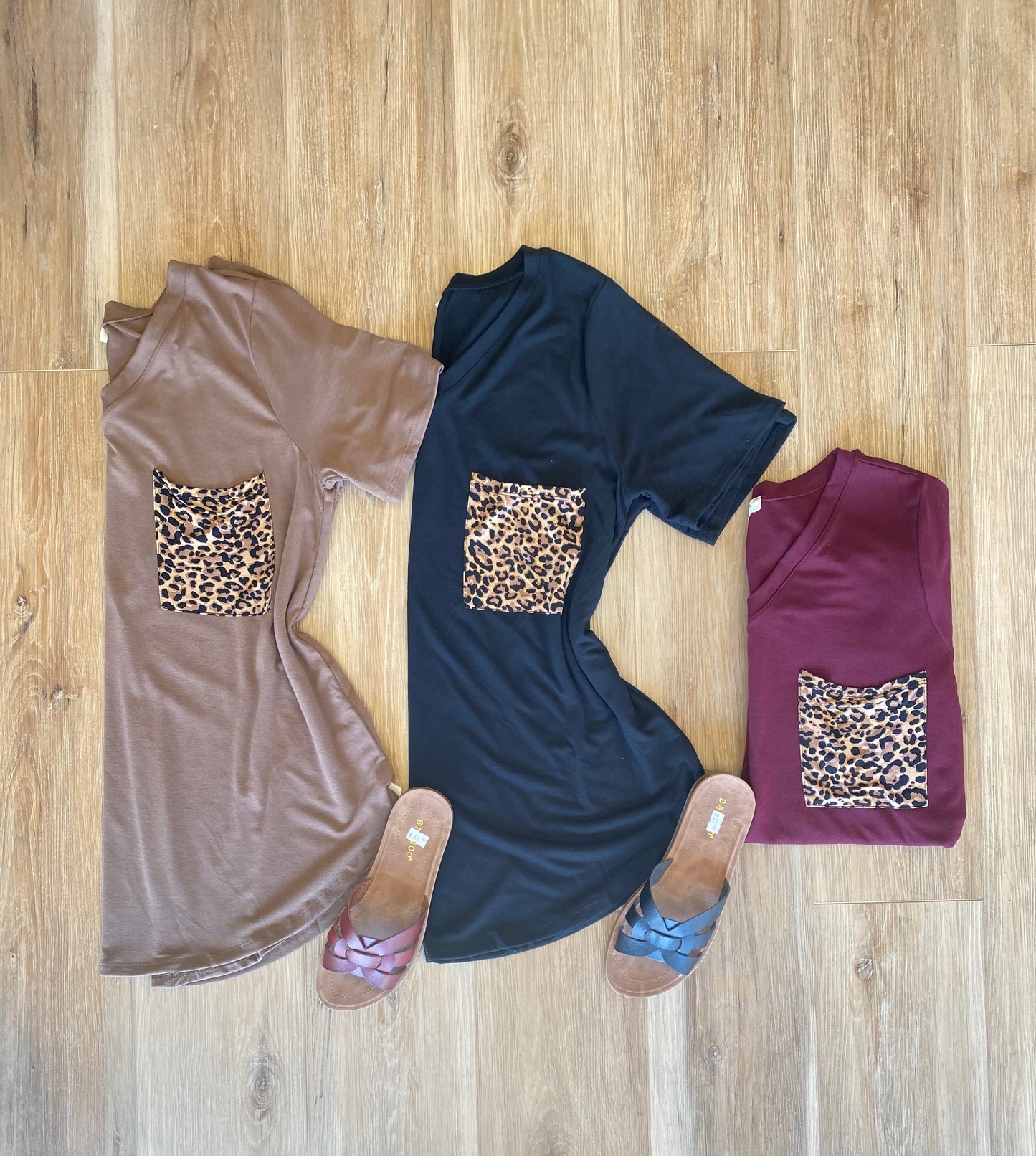 LEOPARD POCKET Graphic tee